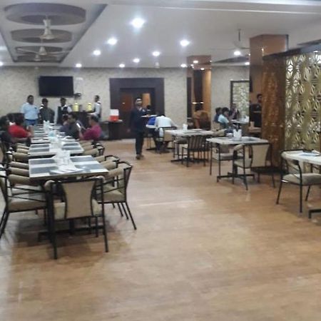 Hotel Bhagirathi Bhawanipatna Esterno foto