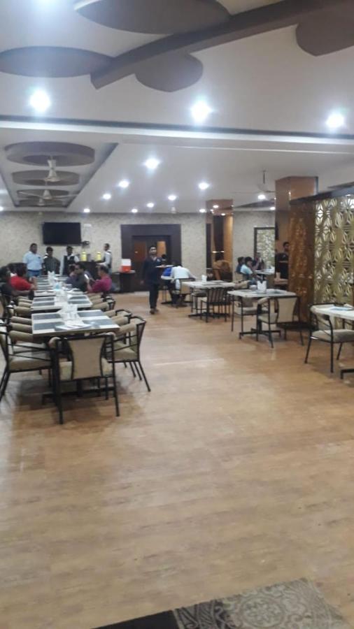 Hotel Bhagirathi Bhawanipatna Esterno foto